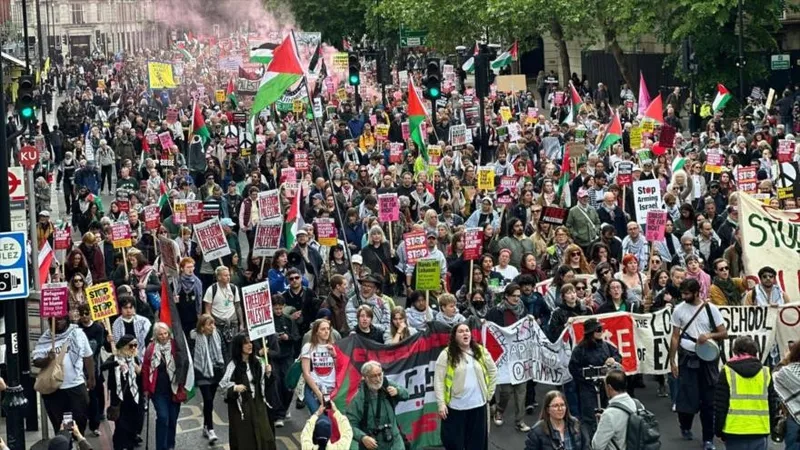 Miles marchan en Londres por Palestina en Día de Nakba bajo fuerte presencia policial