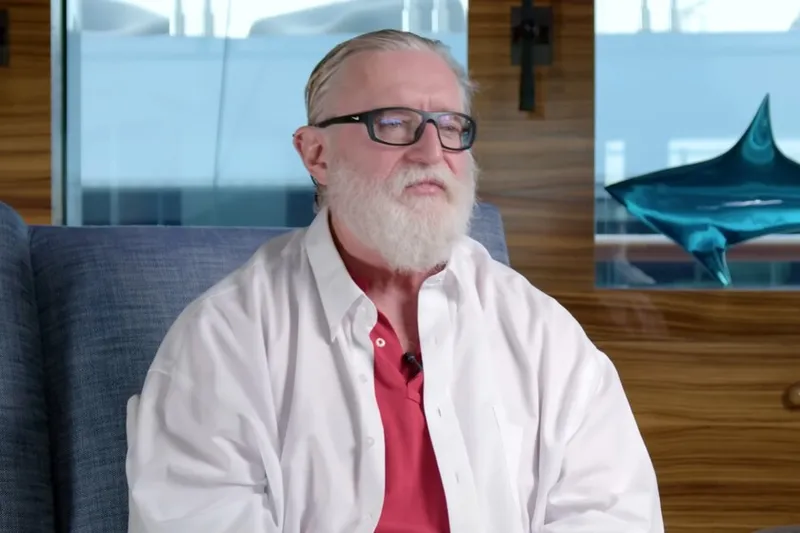 Minh Le, cocreador de Counter-Strike, sobre el nacimiento de Steam: "Gabe Newell fue el que dijo: 'Que se jodan estos editores'"