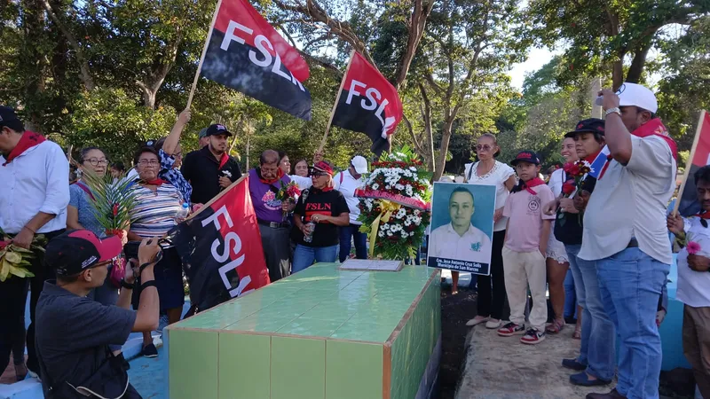 San Marcos recuerda el legado de José Antonio Cruz Solís en emotivo homenaje