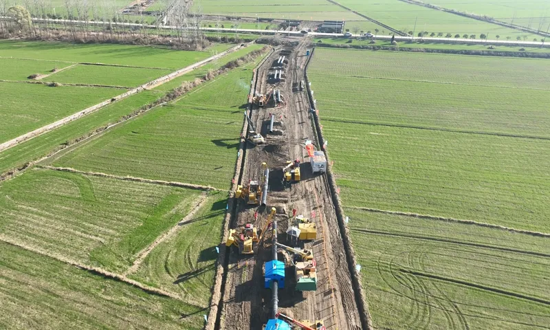 Entra en funcionamiento un oleoducto clave para el este de China