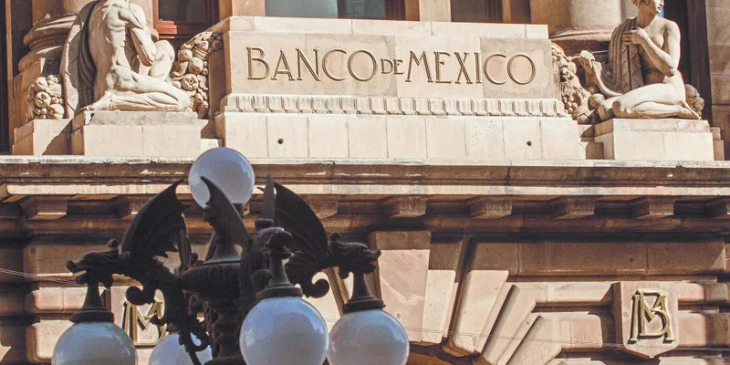 “Inflación a la baja da margen a Banco de México para mantener la tasa sin cambio”