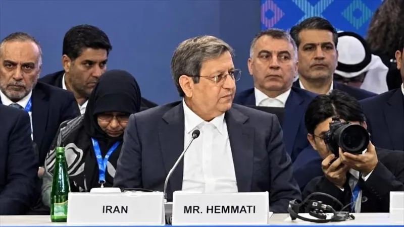 Irán tacha de “ilusión” las afirmaciones sobre su colapso económico