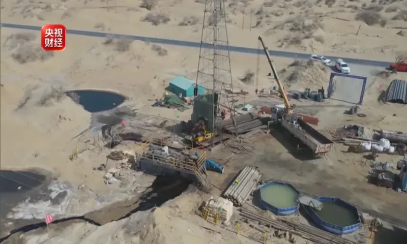 Descubren dos grandes reservas de agua subterránea en el mayor desierto de China