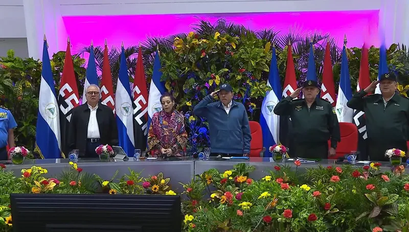 Los Comandatarios de Nicaragua, presiden, acto conmemorativo del 46 aniversario de fundación de la Naval