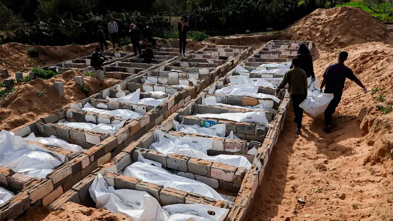 Israel retiene los cuerpos de más de 800 palestinos