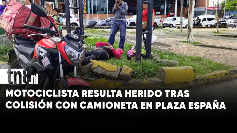 Motociclista de Pedidos Ya queda gravemente lesionado en Plaza España