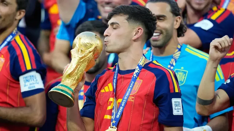 Recital en la final de Pedri, ya con un plan de trabajo