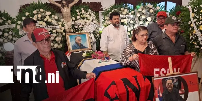 Familiares y compañeros honran la memoria de Miguel Ángel Bermúdez, líder sindical