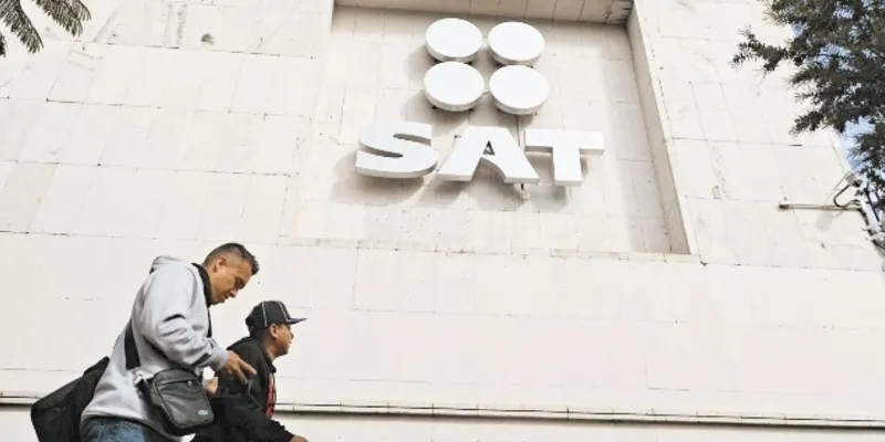 No pretendemos multarlos ni sancionarlos, dice el SAT a sujetos obligados de actividades vulnerables