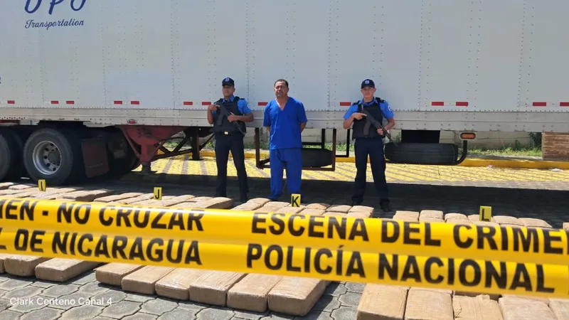 Policía Nacional incauta 1.9 toneladas de marihuana en puesto fronterizo El Guasaule, Chinandega