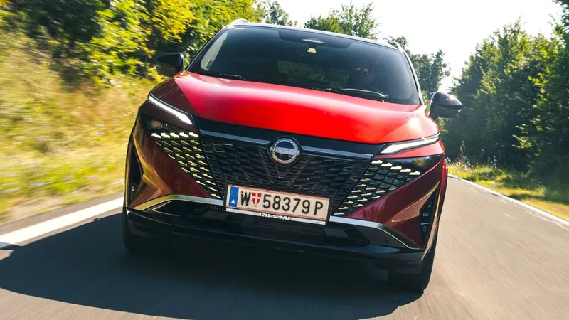 Más de 1.300 km sin repostar y hasta 3,76 L/100 km: el Nissan más vendido en España bate un récord inaudito