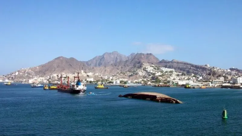 Ansarolá reitera que Bab el-Mandeb forma parte de la soberanía nacional de Yemen