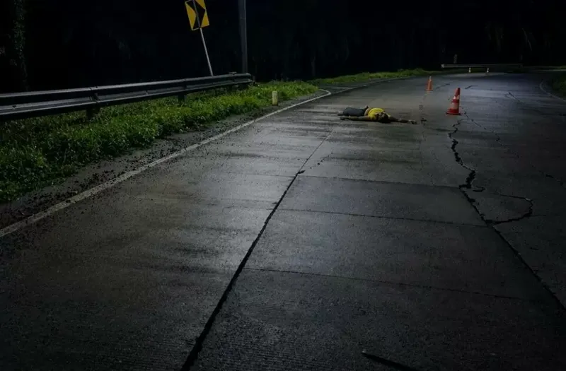 Muere motociclista de 41 años al chocar contra valla en Kukra Hill