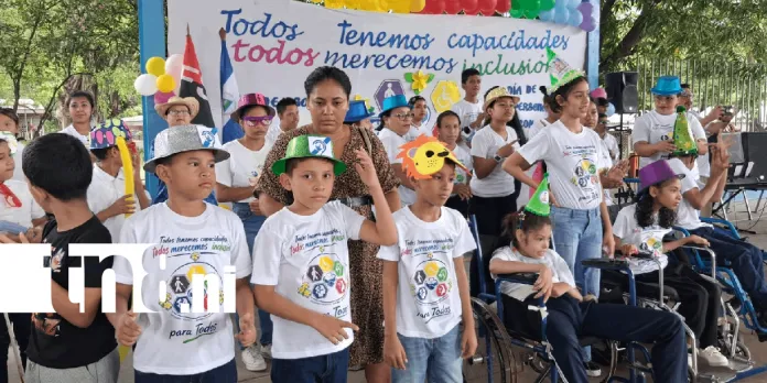 Escuela Melania Morales celebra el talento de sus estudiantes con feria cultural