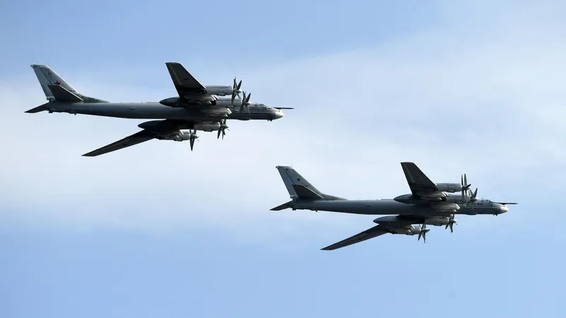 China y Rusia completan un patrullaje aéreo conjunto en la región de Asia-Pacífico