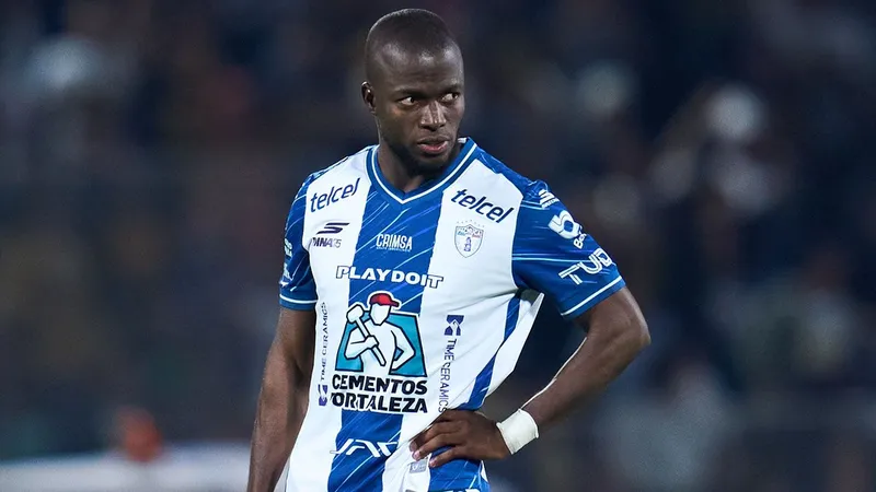Pachuca se despide de Enner Valencia, un histórico del club