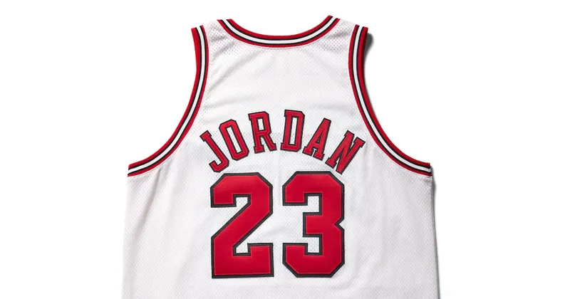 El jersey de Michael Jordan en su último campeonato con los Chicago Bulls podría alcanzar US$15 millones en subasta