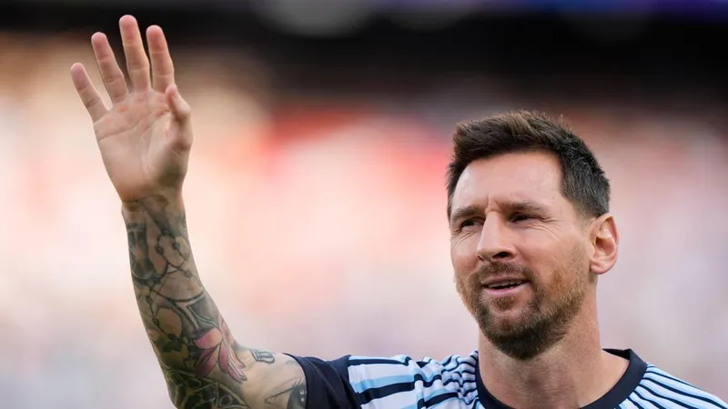 Messi hace historia por partida doble: sexto Mundial y 200 partidos con Argentina