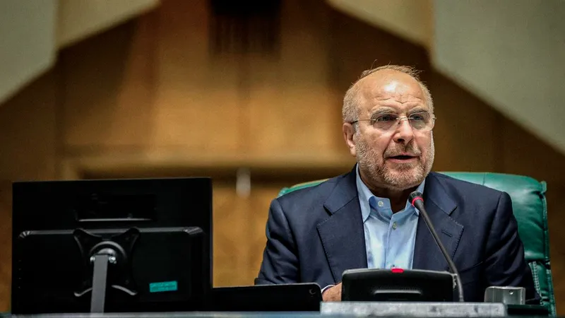 Irán afirma que frustró un plan de EEUU para abrir otro frente desde su frontera occidental