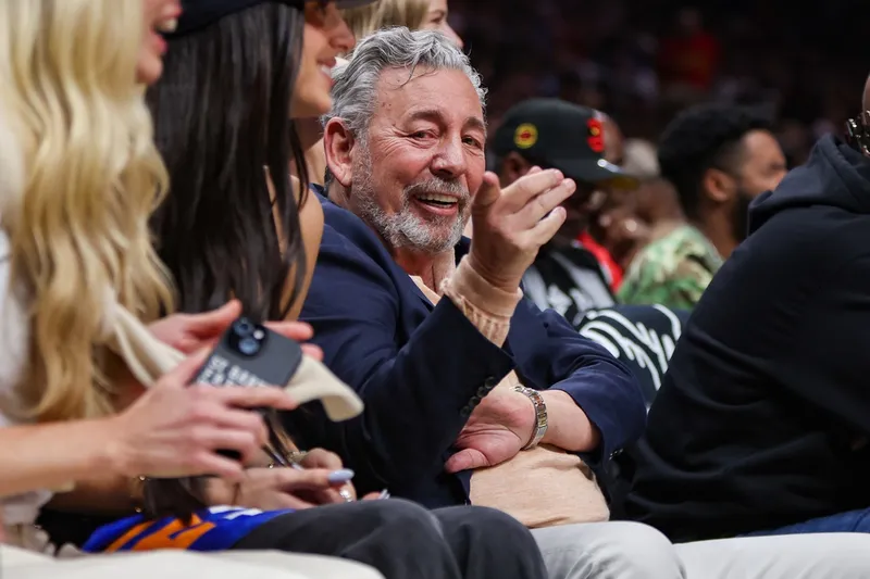 James Dolan no se rascará el bolsillo