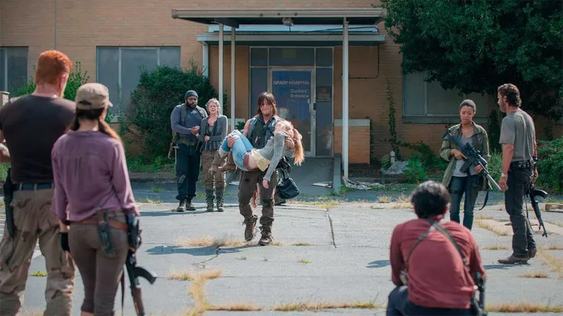 Hace 12 años esta impactante muerte de 'The Walking Dead' dejó desolados a los fans. Ahora el personaje regresa a la franquicia