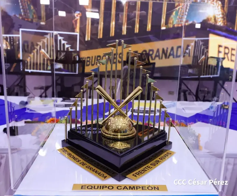 ¡Nuevo trofeo! El Germán Pomares estrena galardón para el campeón