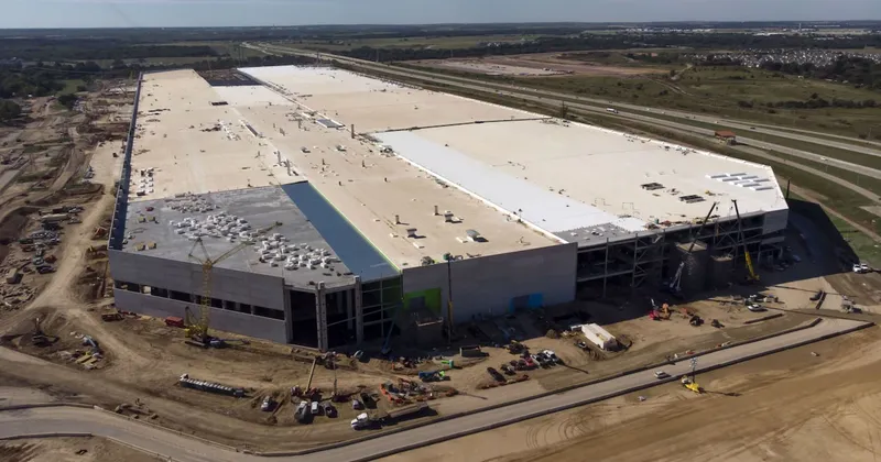 YPF y Tesla firman carta de intención para desarrollar una red de carga eléctrica en Argentina