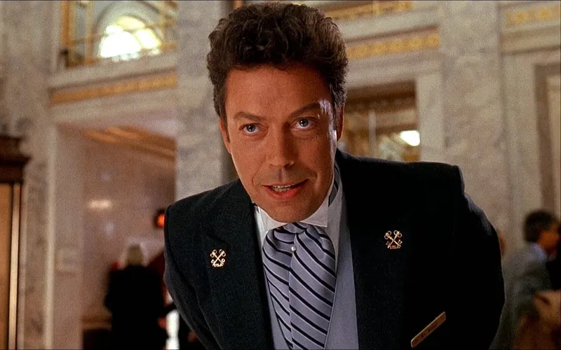 Muere Tim Curry, el payaso Pennywise original y villano de 'Solo en casa 2', a los 80 años