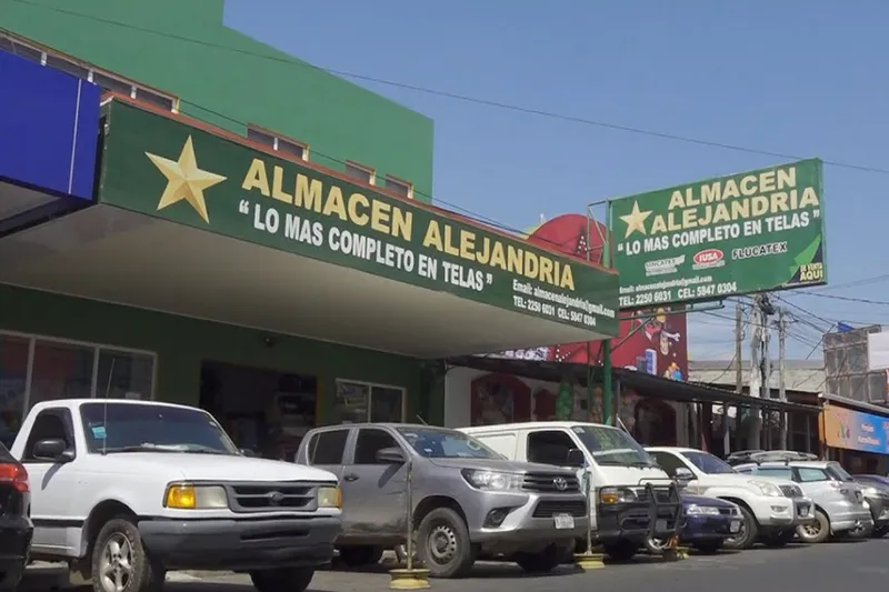 Temporada de fin de año aumenta la demanda de telas en Nicaragua