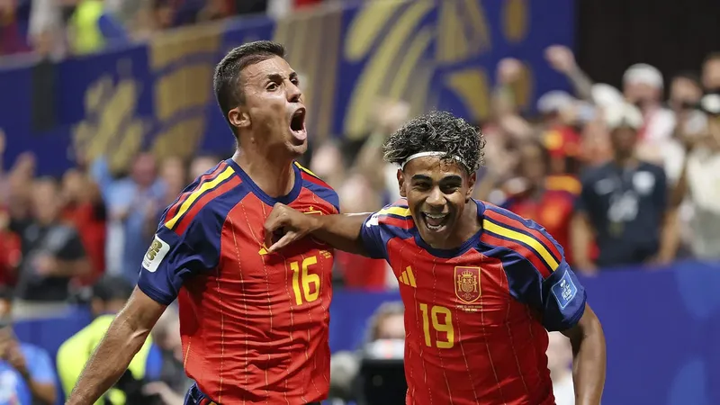 Cómo ver gratis Francia vs España en la TDT: horario para ver el partido de semifinales en TV