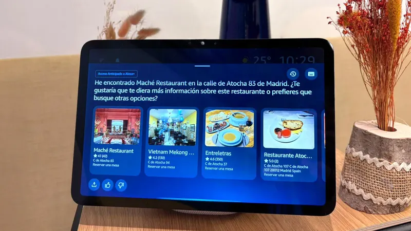 Alexa+ ya te ayuda a reservar restaurantes: la nueva función de Amazon te busca mesa gratis y recuerda tus gustos