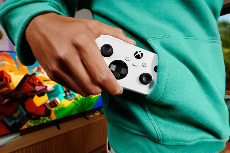 Ya es oficial el Xbox Nano, un nuevo mando inalámbrico que no es solo para consolas con 99 gramos de peso y batería recargable