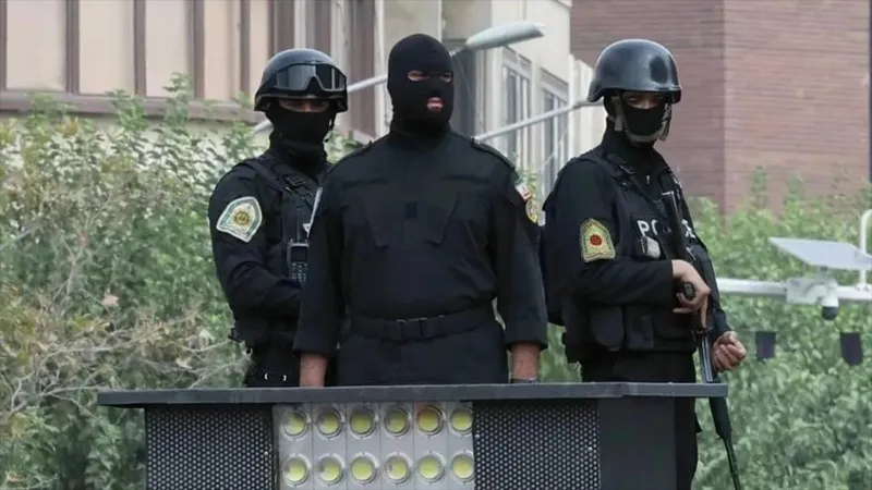 Policía iraní abate a un terrorista y decomisa armas en el sureste del país