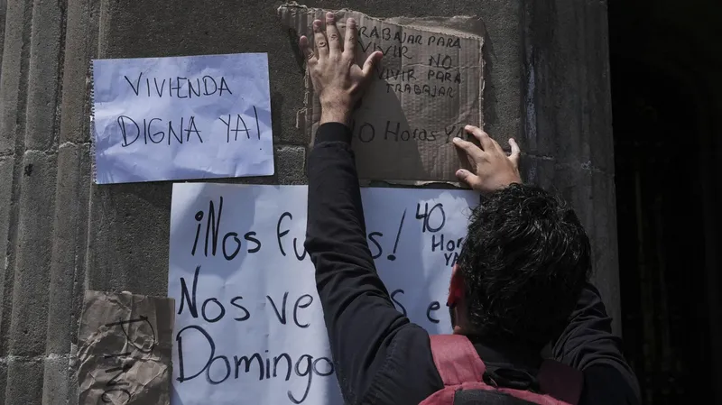 "La vivienda deja de ser hogar para ser inversión": a los mexicanos ya no les alcanza para comprar casa