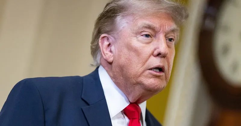 Trump defiende sus millonarios ingresos por negocios con criptomonedas: “No hay nada ilegal”