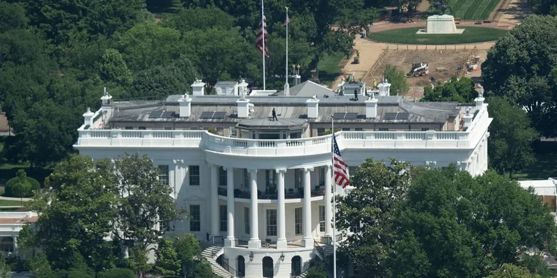 Tiroteo cerca de la Casa Blanca deja dos heridos y genera alarma en Washington
