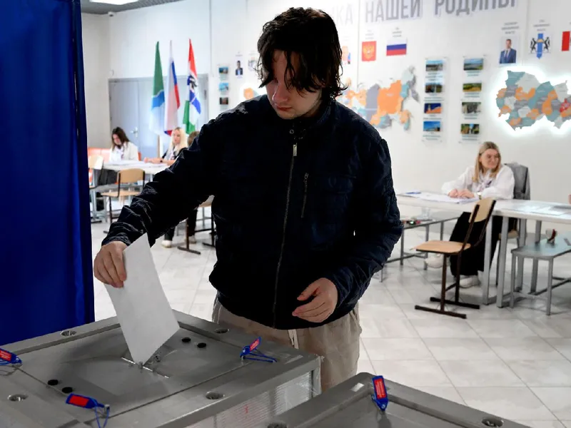 El partido oficialista Rusia Unida lidera el recuento preliminar, informa la Comisión Electoral Central rusa