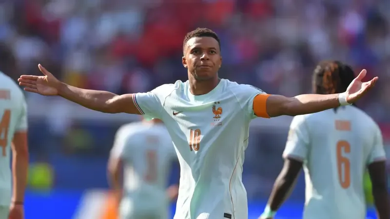 Kylian Mbappé hace justicia