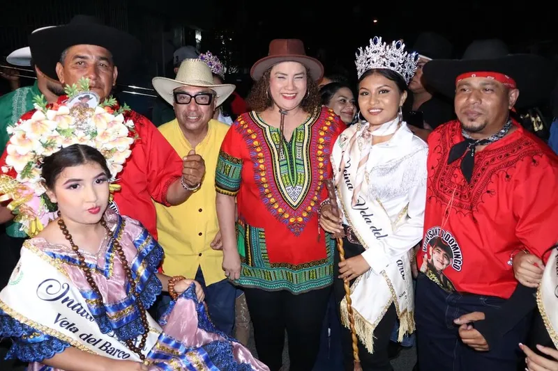 Tradición en la Vela del Barco desde el barrio San Judas