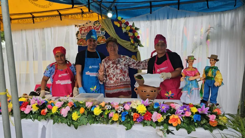 Jinotepeña conquista “Sabores Patrios” con el tradicional Indio Viejo de tortilla