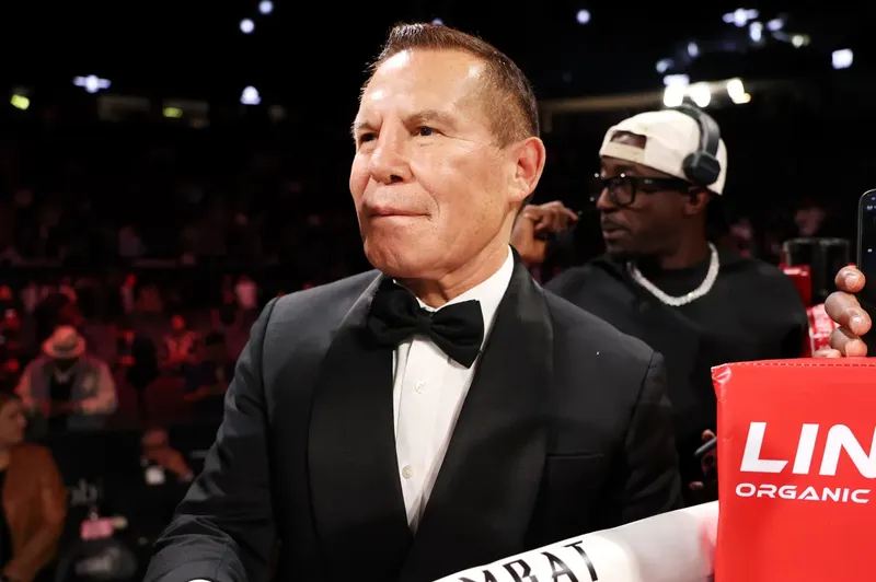 Desde Julio César hasta Omar Chávez: Los historiales con la justicia de la familia del Gran Campeón Mexicano