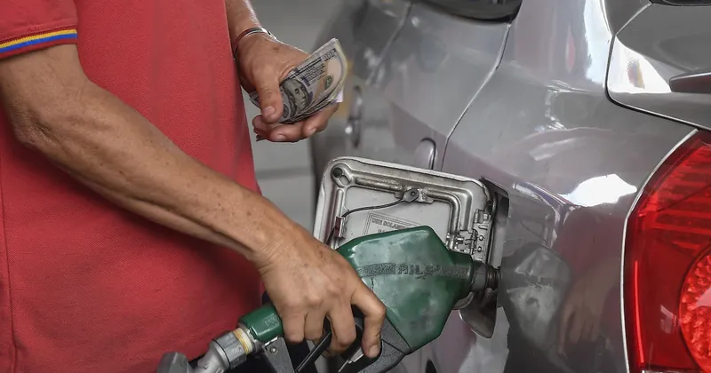 México eleva subsidios a las gasolinas magna y premium entre expectativas de paz en Irán