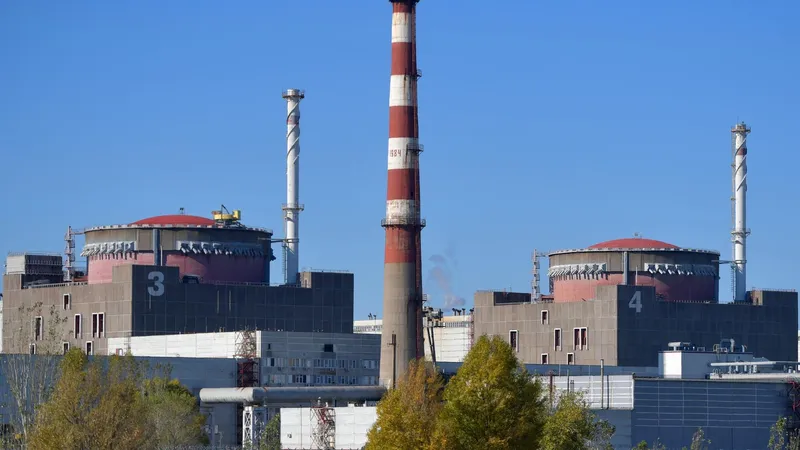 Kiev "pone en juego la seguridad de Europa" al atacar la central nuclear de Zaporozhie, advierte Moscú