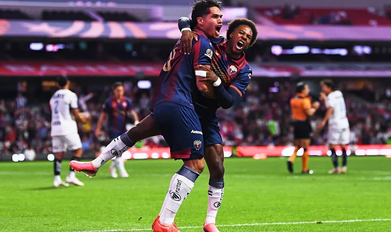 Atlante impone su ritmo y firma una noche casi perfecta