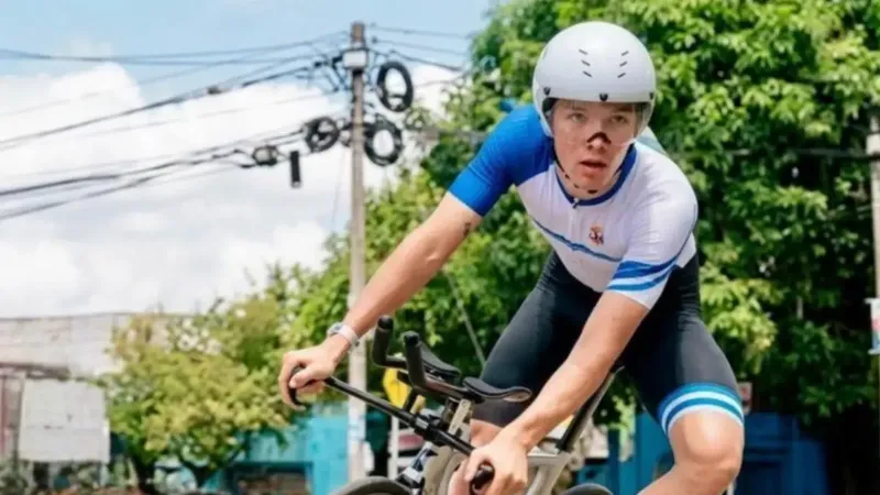 Adrián Solís conquista la Vuelta Internacional de la Juventud y llena de orgullo al ciclismo nicaragüense