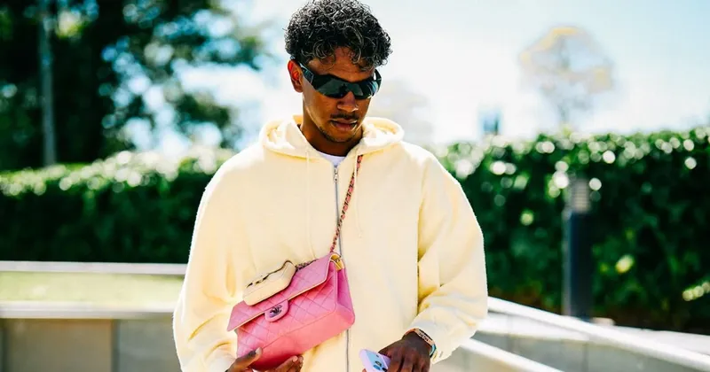 Lamine Yamal luce reloj Richard Mille y bolso Chanel: ¿cuánto cuesta el look del futbolista?