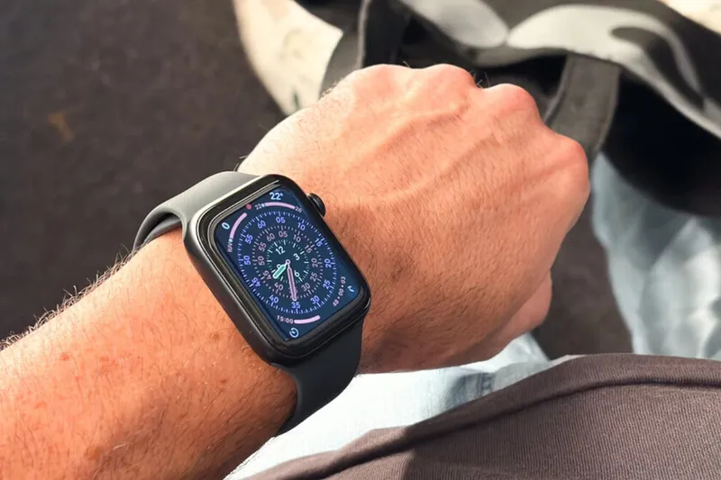 El Apple Watch SE 3 a precio de outlet: así la mejor oferta de su versión LTE hasta la fecha