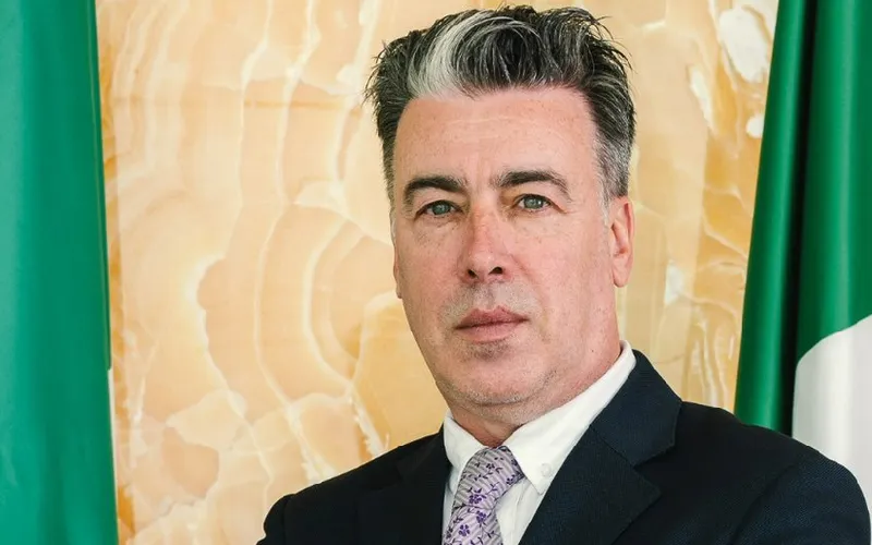 Nuevo embajador de Irlanda en Nicaragua presenta Copias de Estilo
