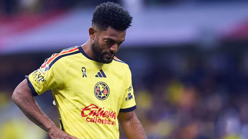 Pachuca amarga la despedida de Guillermo Ochoa y hiere al superlíder
