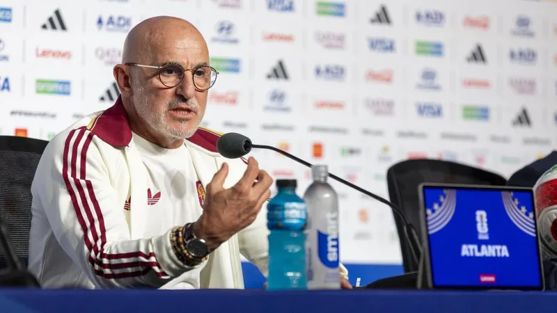 De la Fuente: "¿Lamine titular? Lo más importante es que está de vuelta"